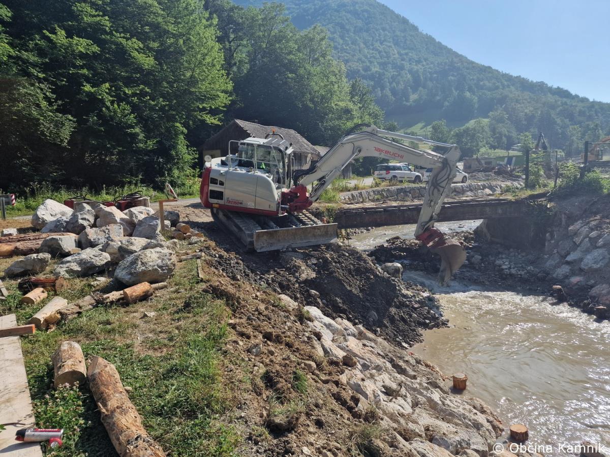 Sanacijska obnova vodotokov in hudournikov po poplavah (3)